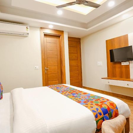 Fabhotel Raahi Retreat Gurgaon Exterior photo