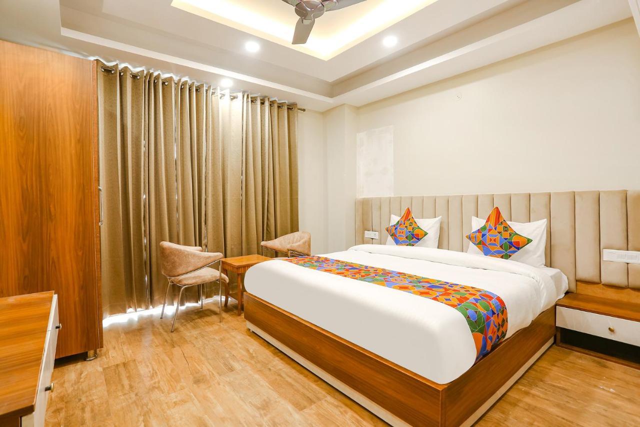 Fabhotel Raahi Retreat Gurgaon Exterior photo