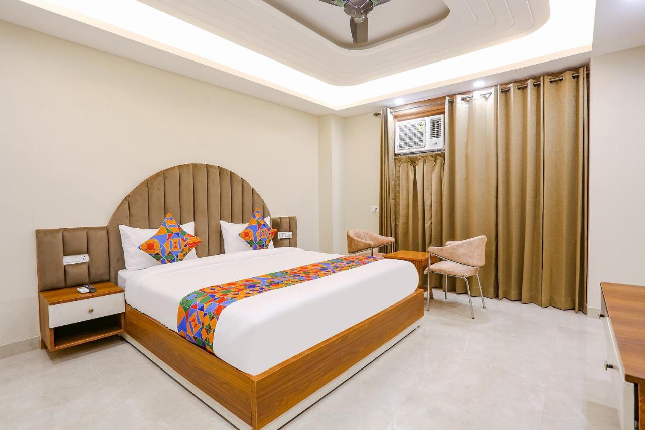 Fabhotel Raahi Retreat Gurgaon Exterior photo