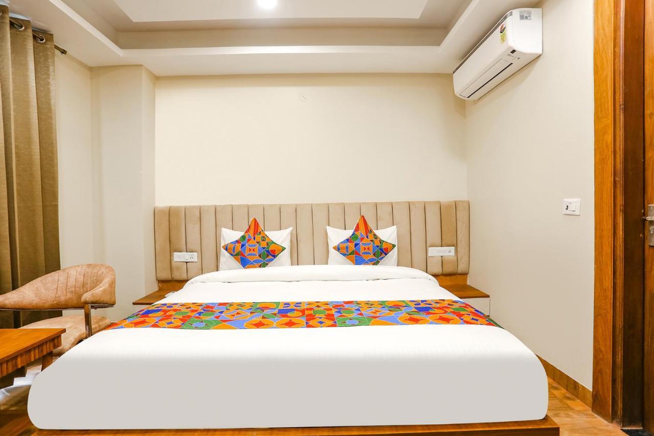 Fabhotel Raahi Retreat Gurgaon Exterior photo